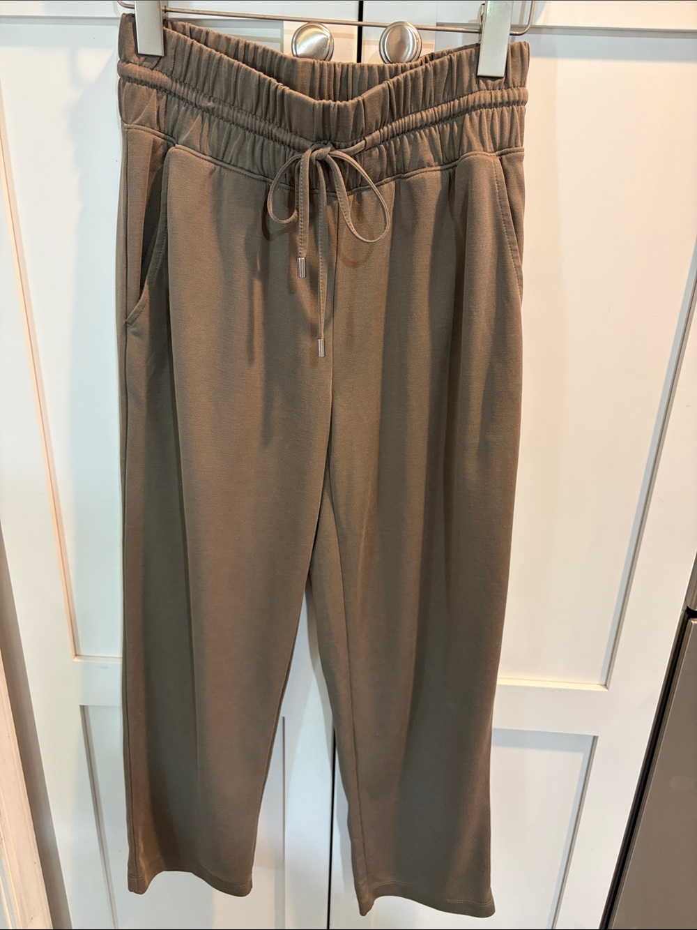 Lou & Grey Cropped Drawstring Pants in Olive Brown
